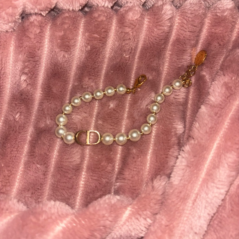 Christian Dior pearl bracelet